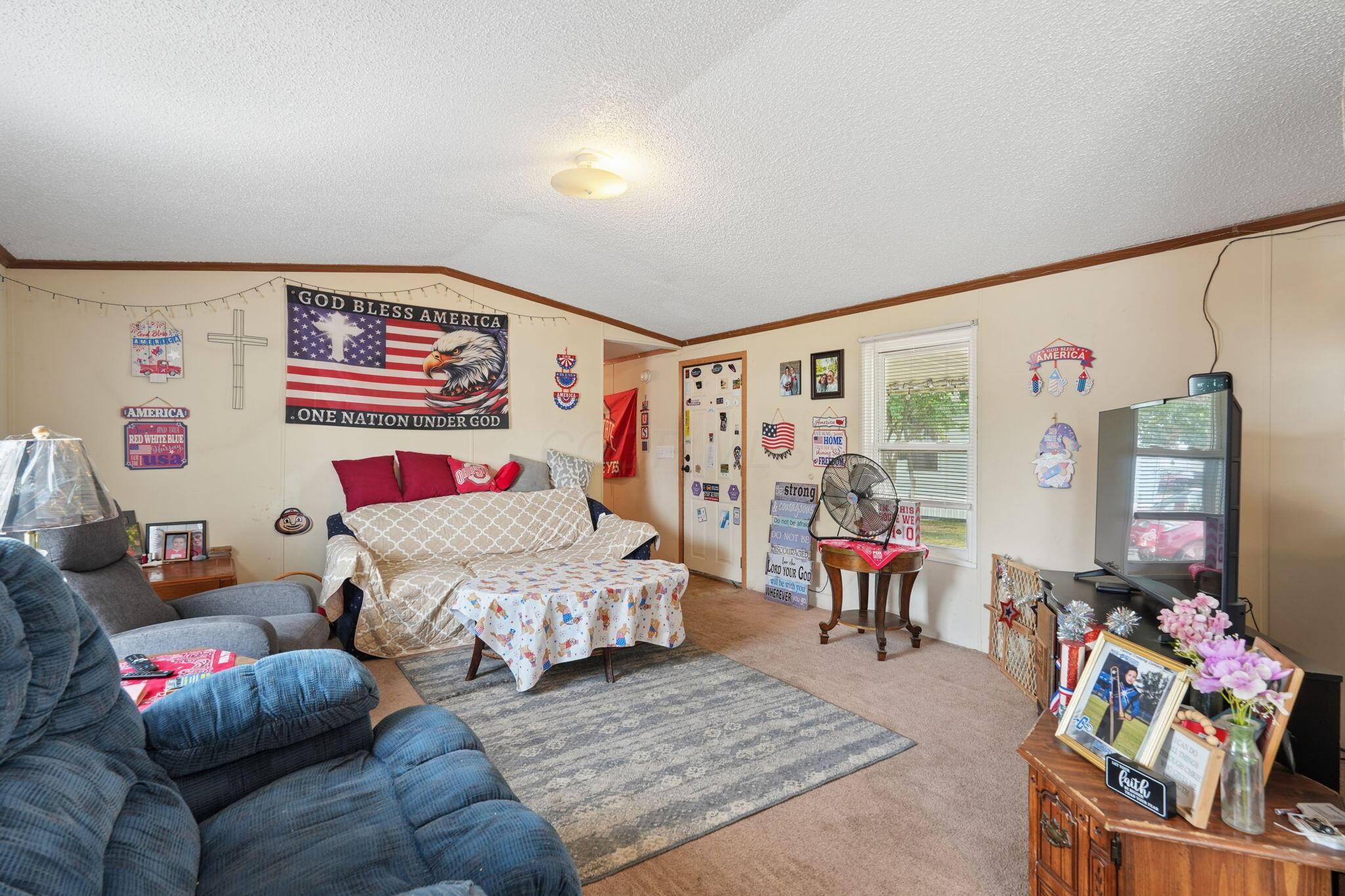 375 Chambersburg Road Columbus, OH 43207 - Photo 9 of 26 10-web-or-mls-375-chambersburg-rd