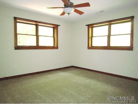 91 Long Cove Road Candler, NC 28715 - Photo 10 of 24 Gallery Image 10