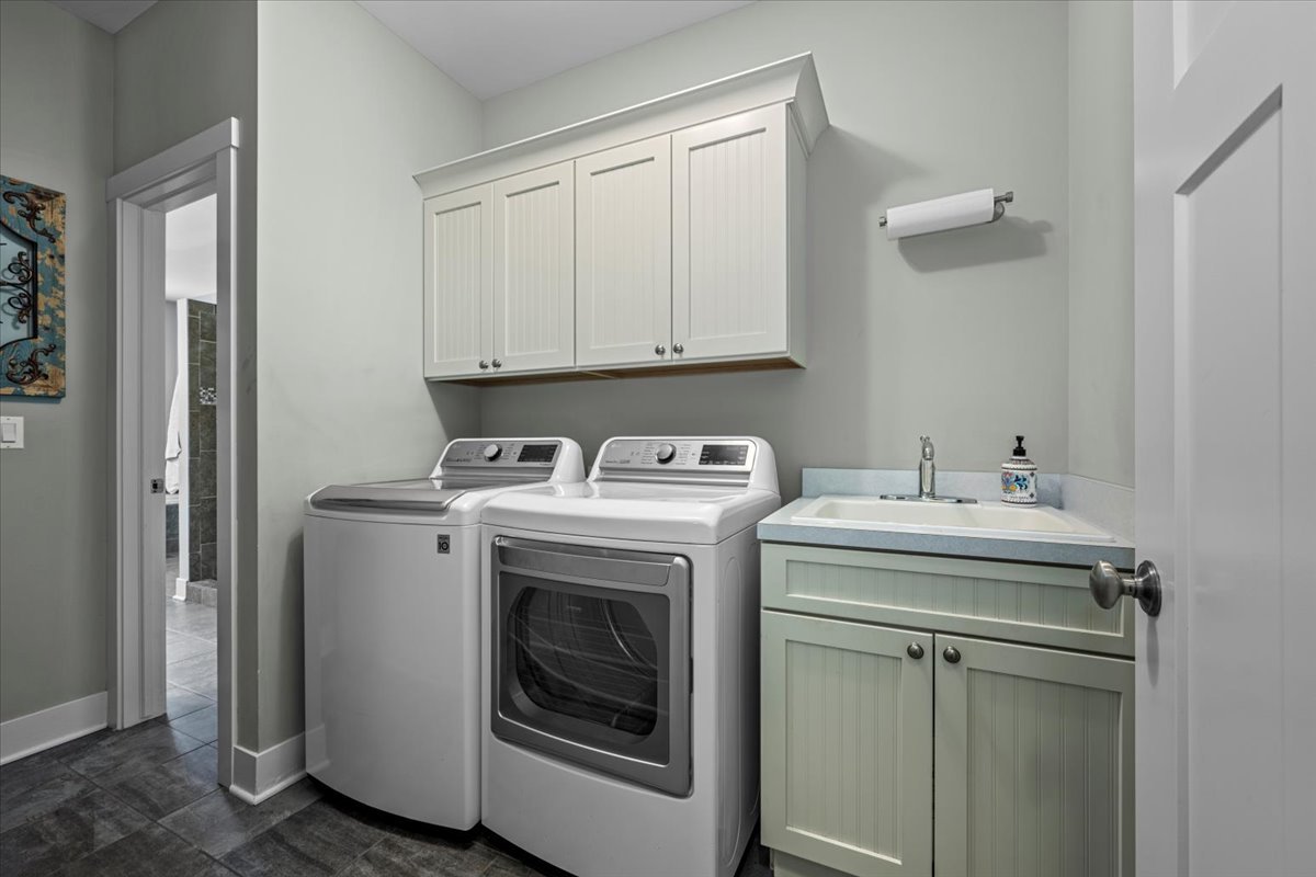 2035 Windham Circle Wheaton, IL 60187 - Photo 19 of 34