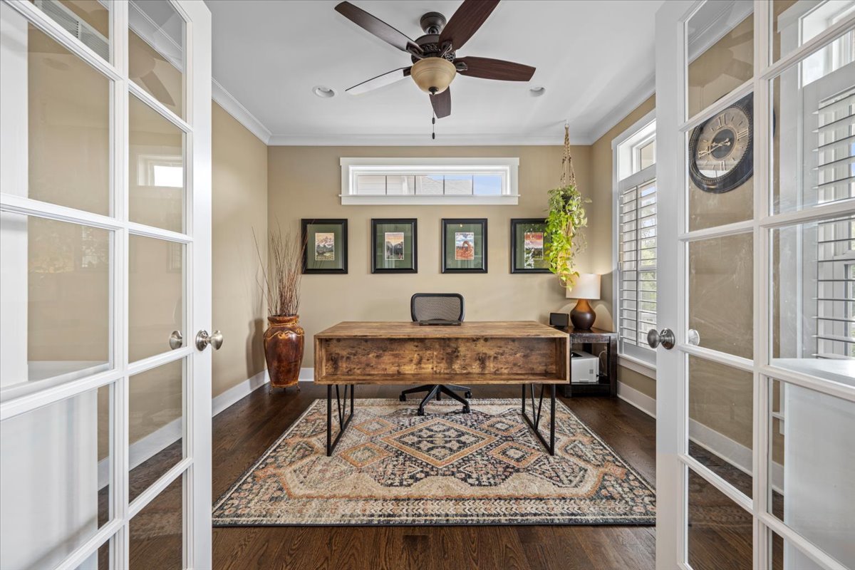 2035 Windham Circle Wheaton, IL 60187 - Photo 4 of 34