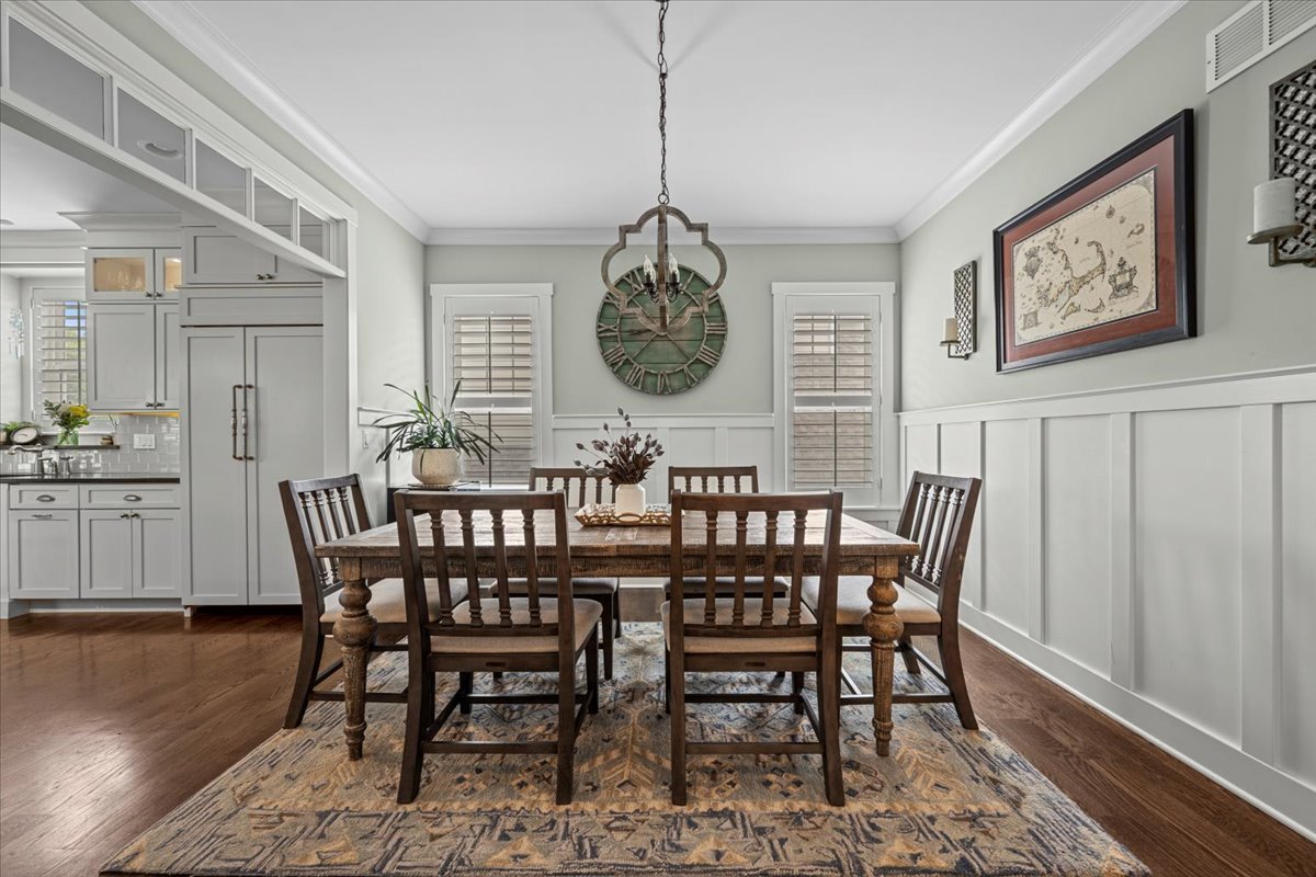 2035 Windham Circle Wheaton, IL 60187 - Photo 6 of 34