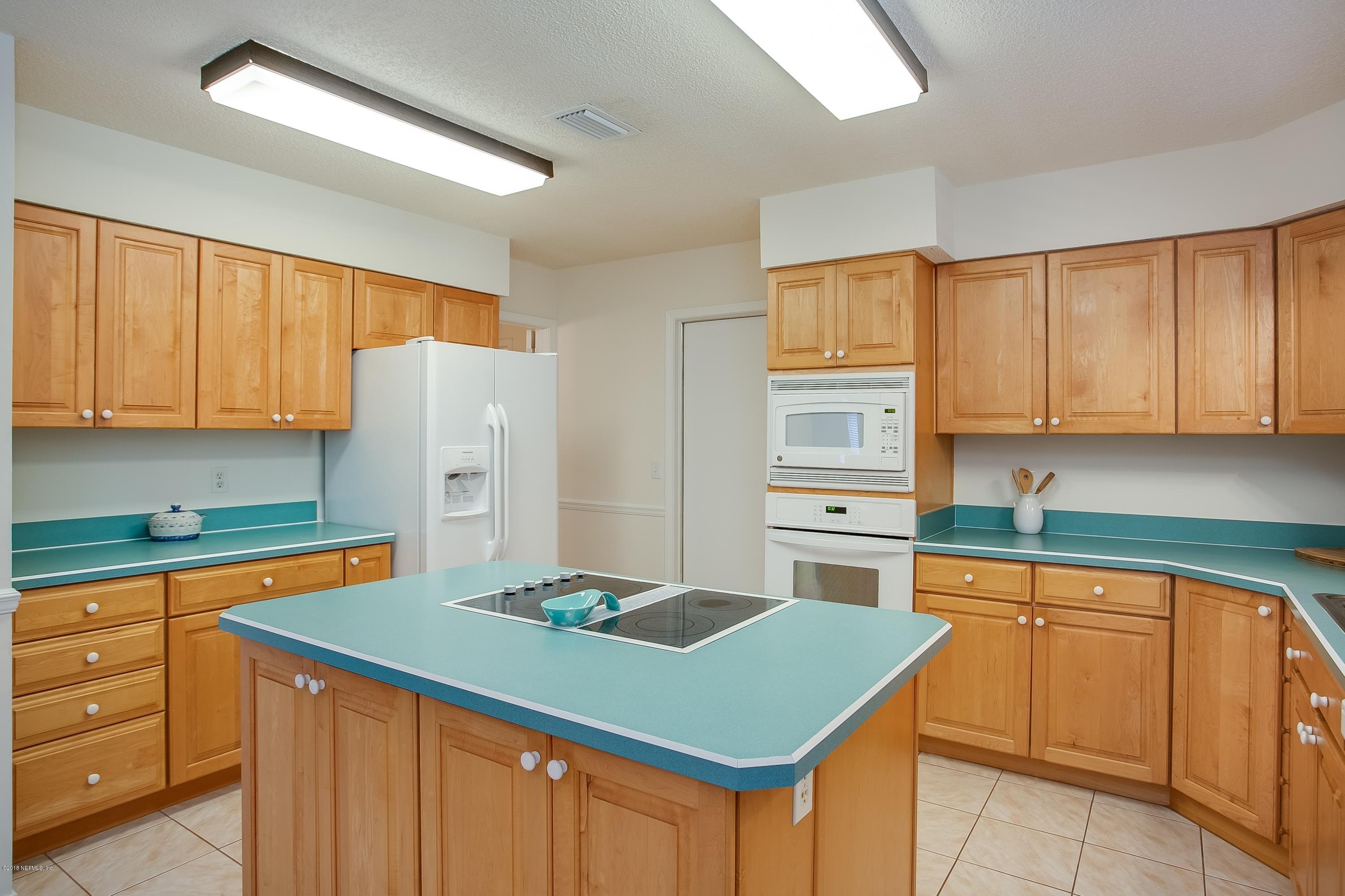 5608 Swamp Fox Road Jacksonville, FL 32210 - Photo 10 of 22 009_Kitchen