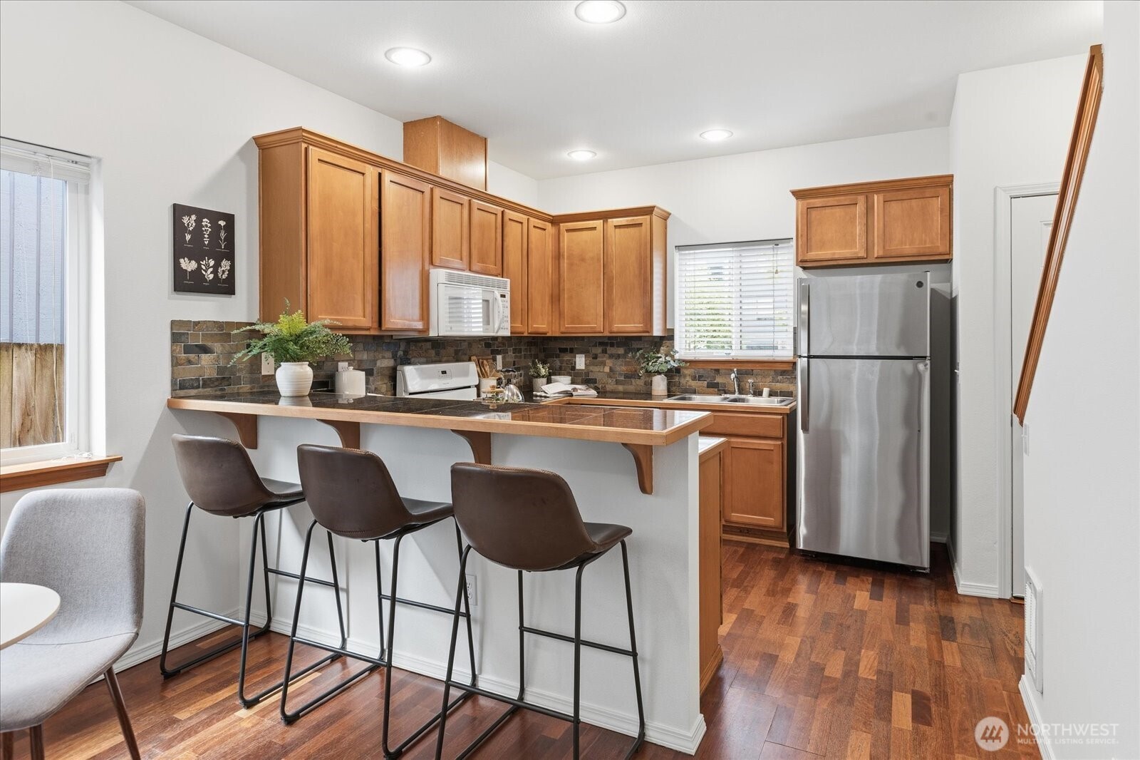 4736 Delridge Way Southwest, Unit B Seattle, WA 98106 - Photo 4 of 18