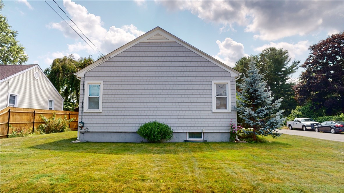 6 Regis Street Coventry, RI 02816 - Photo 26 of 33