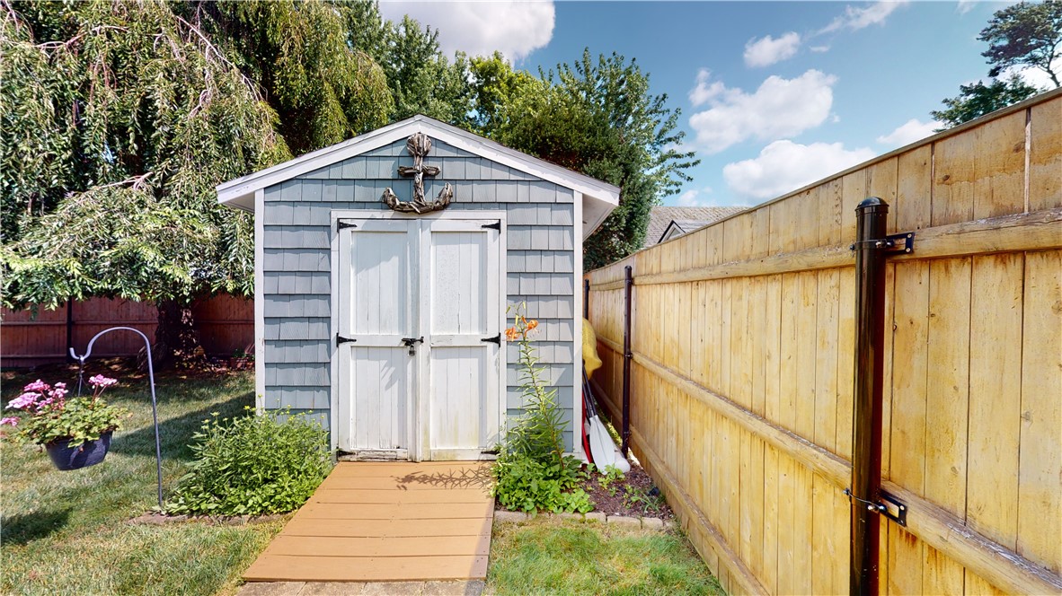 6 Regis Street Coventry, RI 02816 - Photo 29 of 33