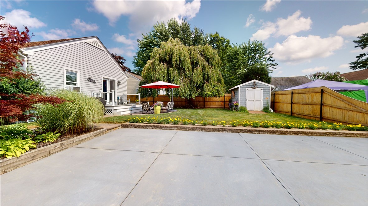 6 Regis Street Coventry, RI 02816 - Photo 31 of 33