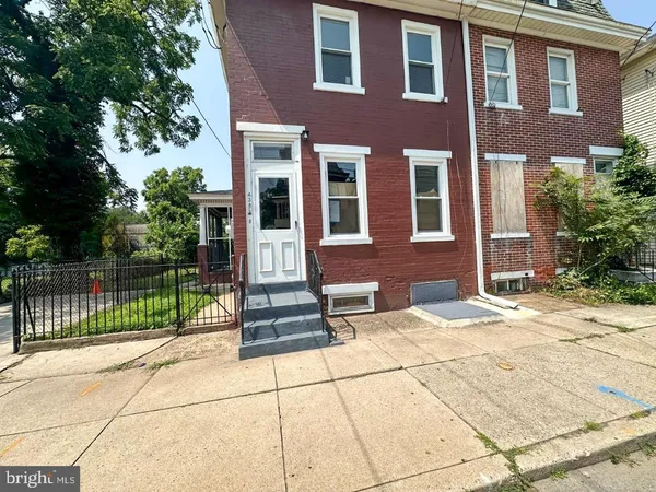 $299,900 | 438 Lawrence Street, Burlington, NJ 08016