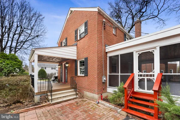 $3,400 | 4763 1st Street North, Arlington, VA 22203