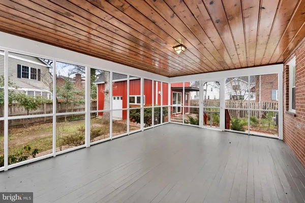 $3,400 | 4763 1st Street North, Arlington, VA 22203