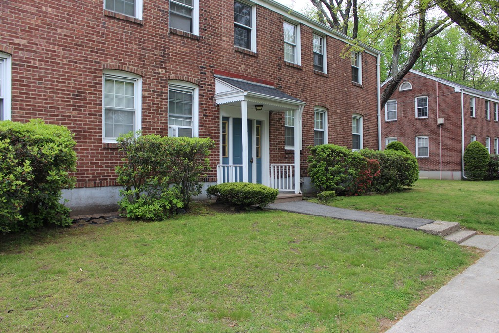 78 Colony Road, Unit 2A West Springfield, MA 01089 - Photo 2 of 20 Gallery Image 2
