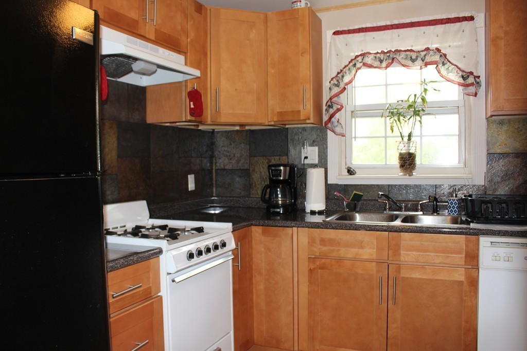 78 Colony Road, Unit 2A West Springfield, MA 01089 - Photo 8 of 20 Gallery Image 8