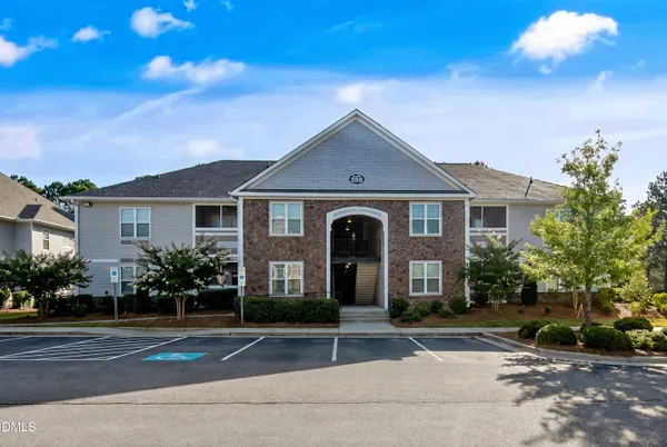 $249,900 | 288 Gallery Drive, Unit 204, Spring Lake, NC 28390