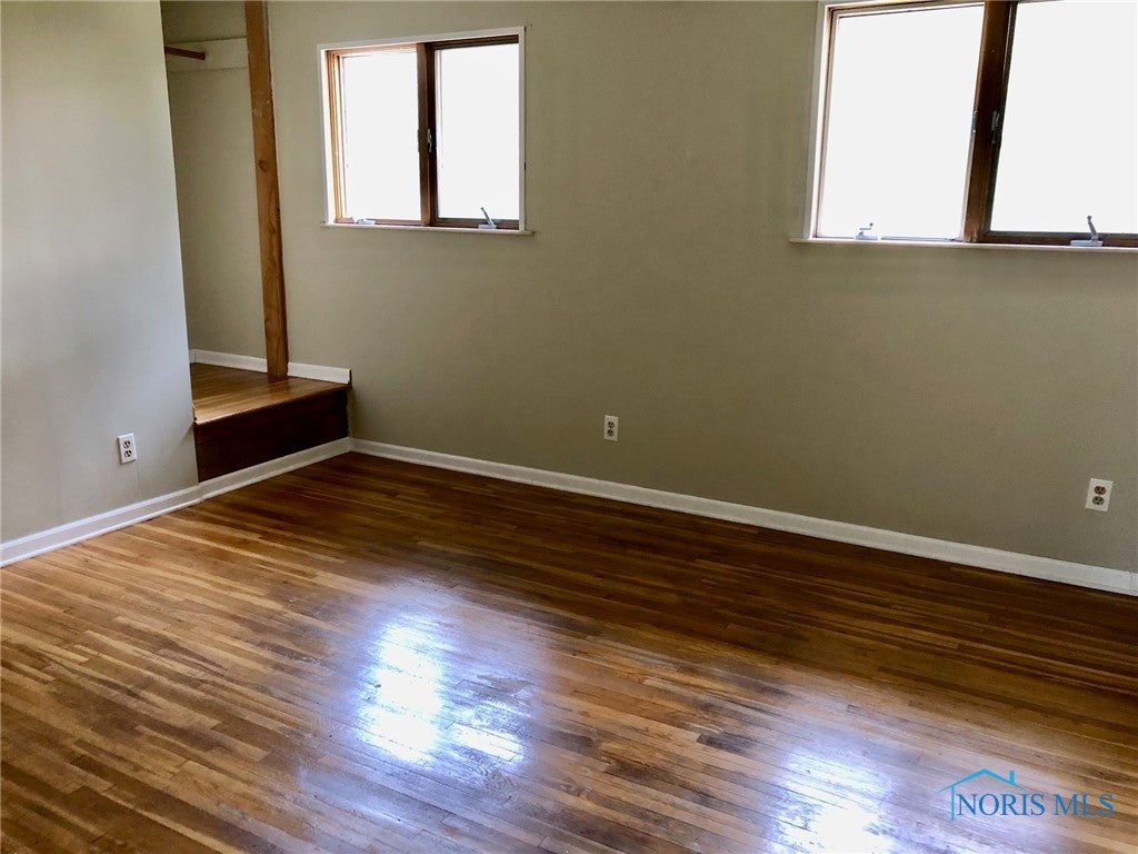 3902 South Dischinger Road Elmore, OH 43416 - Photo 28 of 42 #4 Bedroom - View 1