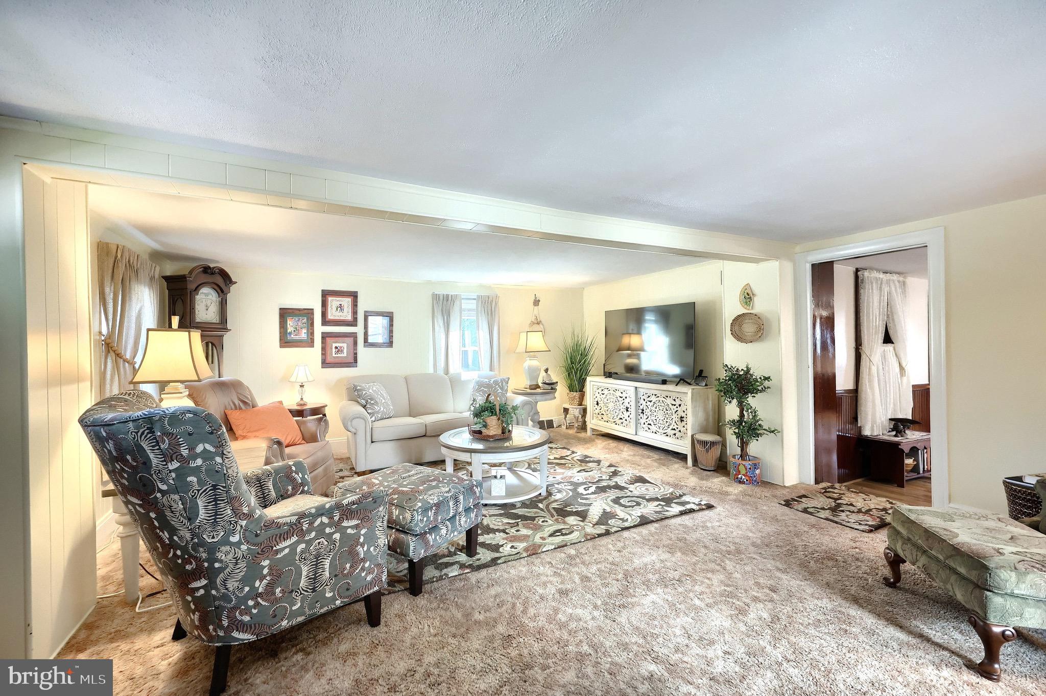855 Greenbriar Road York, PA 17404 - Photo 13 of 44 Gallery Image 13