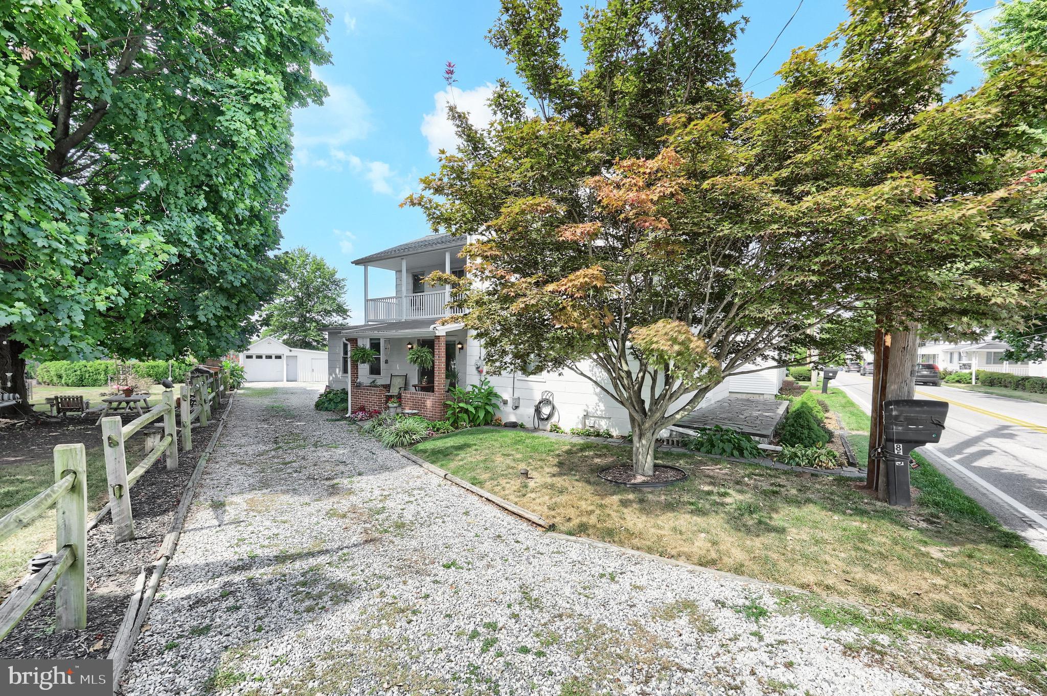 855 Greenbriar Road York, PA 17404 - Photo 4 of 44 Gallery Image 4