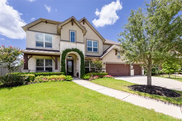 $1,025,000 | 99 Zenith Lane, Sugar Land, TX 77498