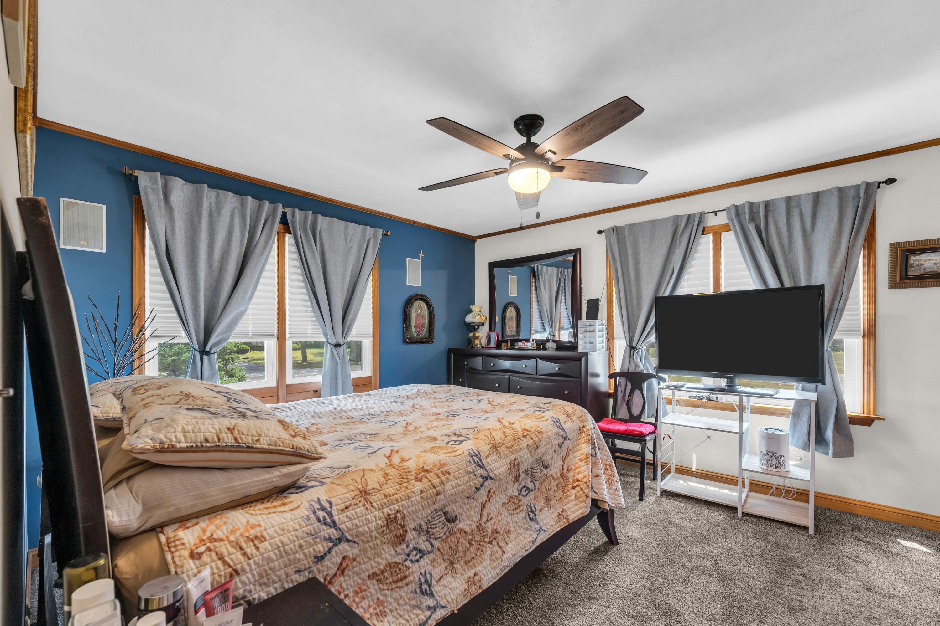 30810 Weiler Road Burlington, WI 53105 - Photo 16 of 37 Spacious primary bedroom!