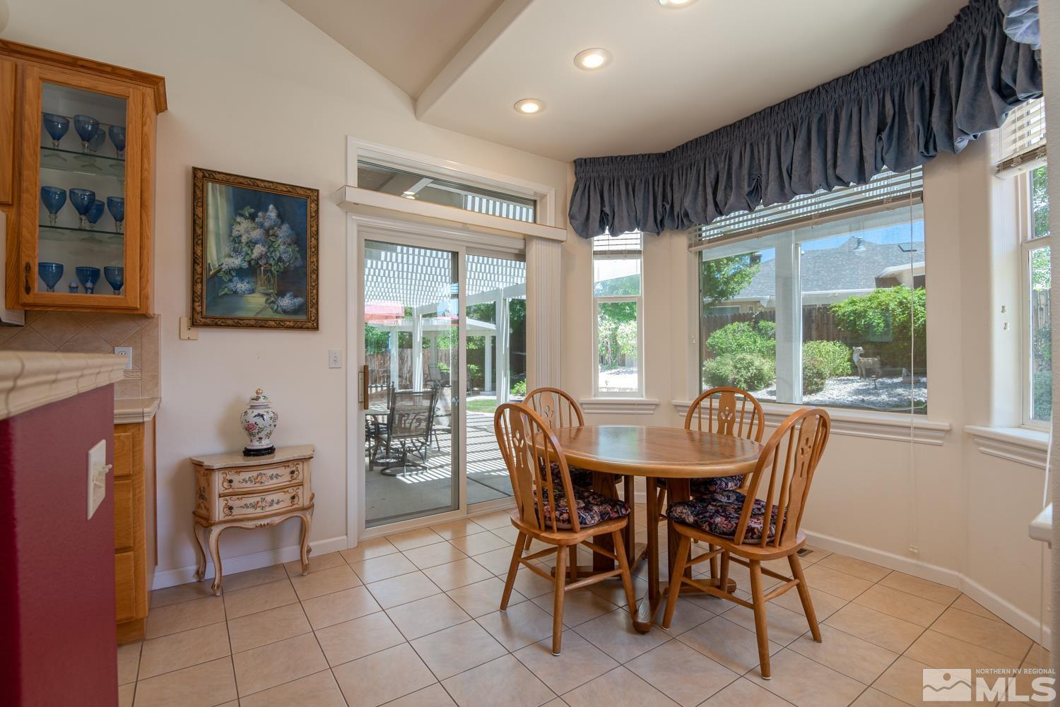 917 Springfield Drive Gardnerville, NV 89460 - Photo 9 of 28 Photo 9