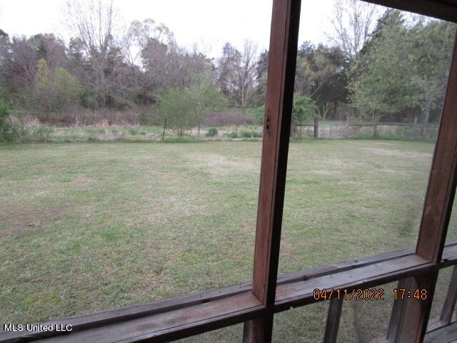 2146 Aiken Road Senatobia, MS 38668 - Photo 17 of 40 IMG_2887