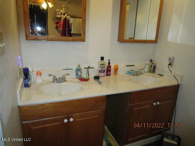 2146 Aiken Road Senatobia, MS 38668 - Photo 23 of 40 IMG_2893