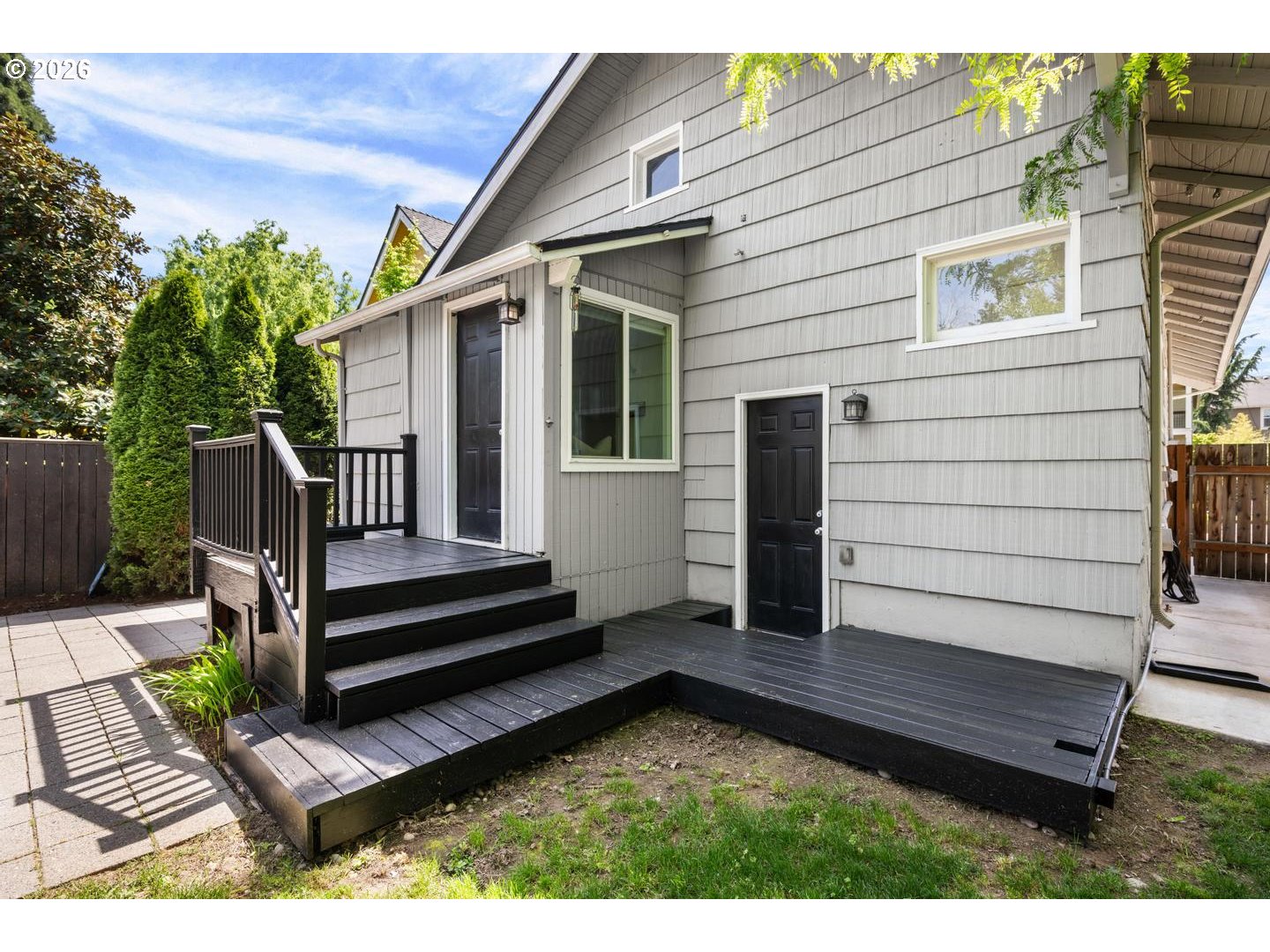 3725 North Baldwin Street Portland, OR 97217 - Photo 34 of 43 a view of a wooden bench in back of house