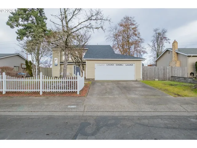 $419,000 | 2337 40th Avenue Southeast, Albany, OR 97322