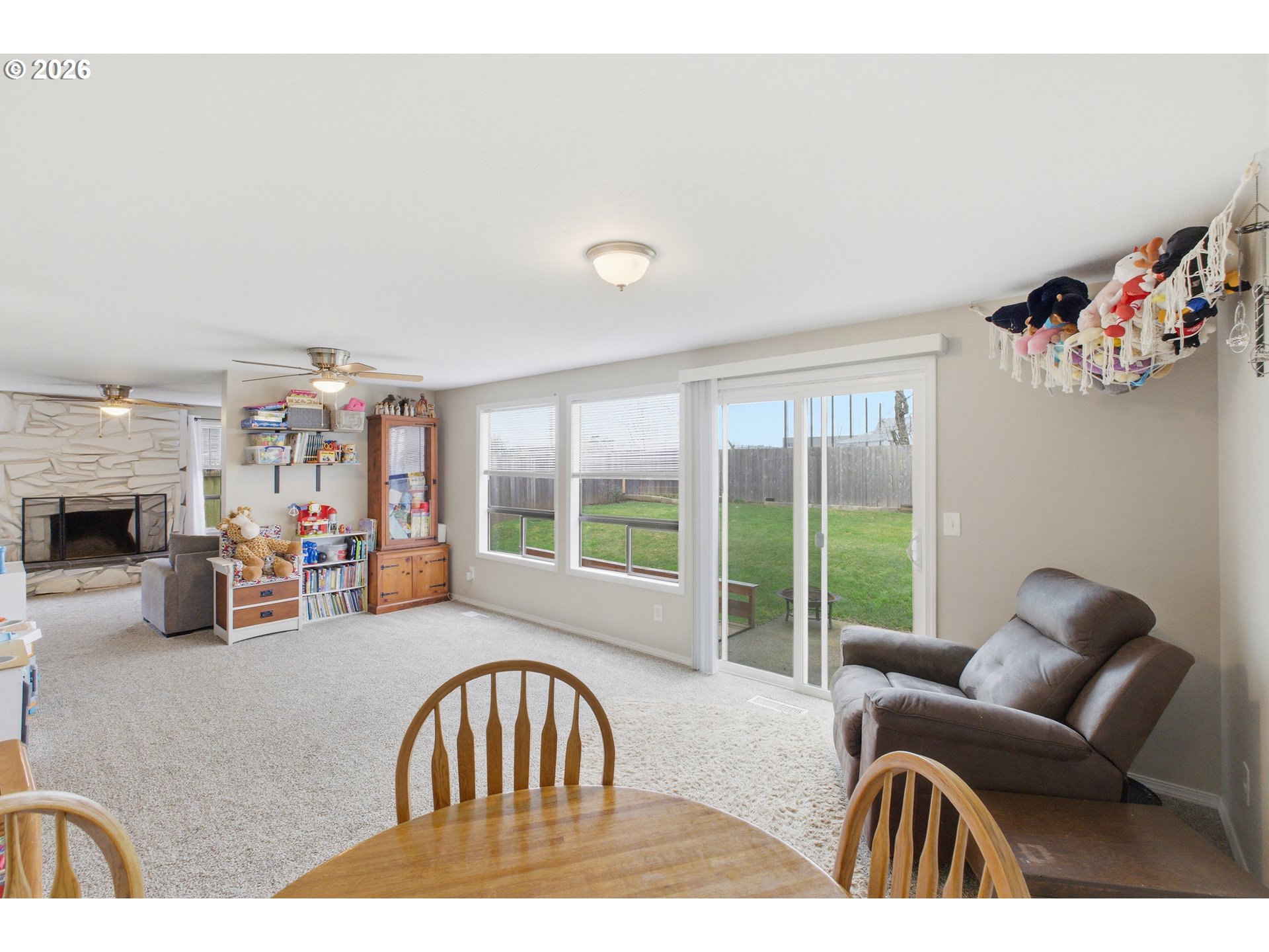 2337 40th Avenue Southeast Albany, OR 97322 - Photo 2 of 40