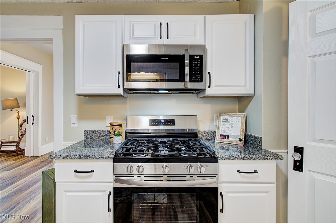3018 2nd Street Northwest Canton, OH 44708 - Photo 19 of 42 Brand new stainless steel appliances.