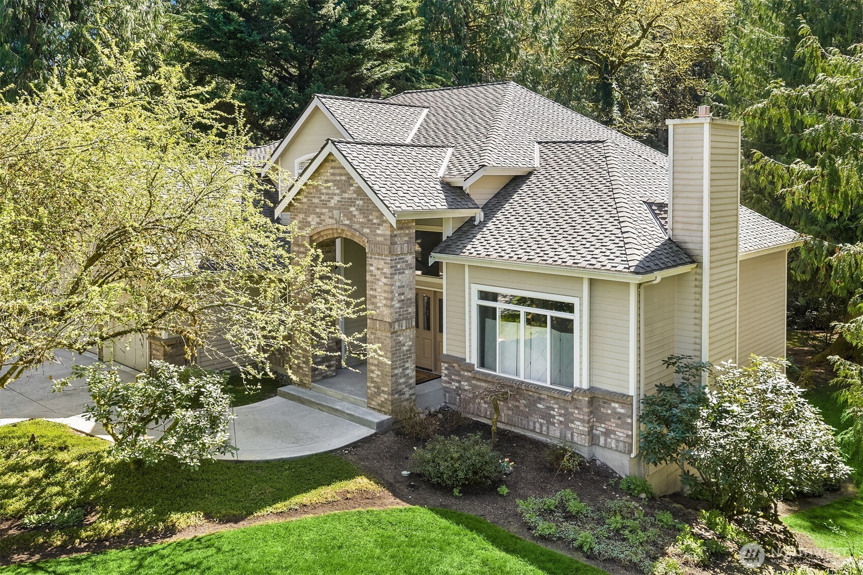 21641 Southeast 249th Street Maple Valley, WA 98038 - Photo 2 of 40