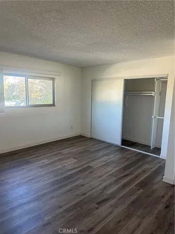 $1,850 | 7055 Etiwanda Avenue, Unit 208, Reseda, CA 91335
