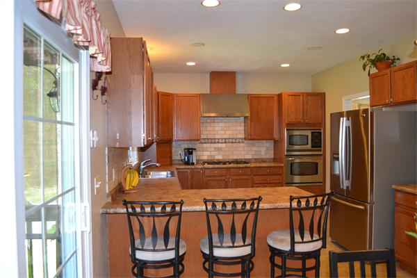 275 Finch Road Raynham, MA 02767 - Photo 4 of 17 Gallery Image 4