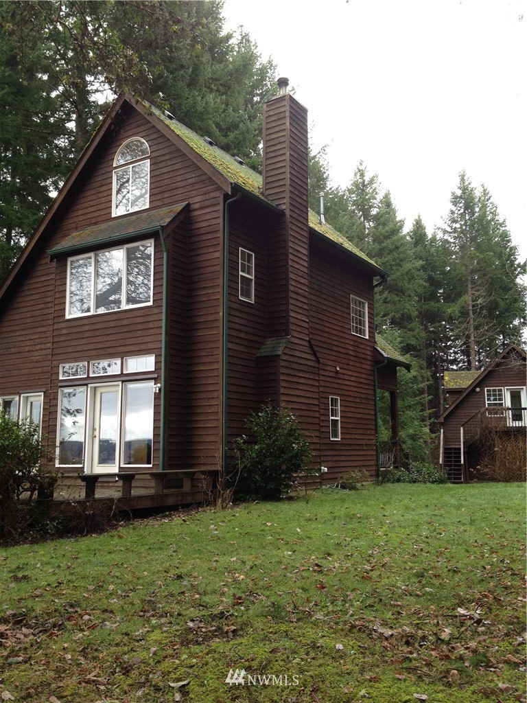 115 East Island Crest Road Grapeview, WA 98546 - Photo 2 of 16 Gallery Image 2
