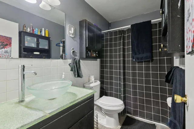 $425,000 | 514-516 Sunnyside Lane, Hopkins, MN 55343