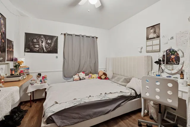 $425,000 | 514-516 Sunnyside Lane, Hopkins, MN 55343