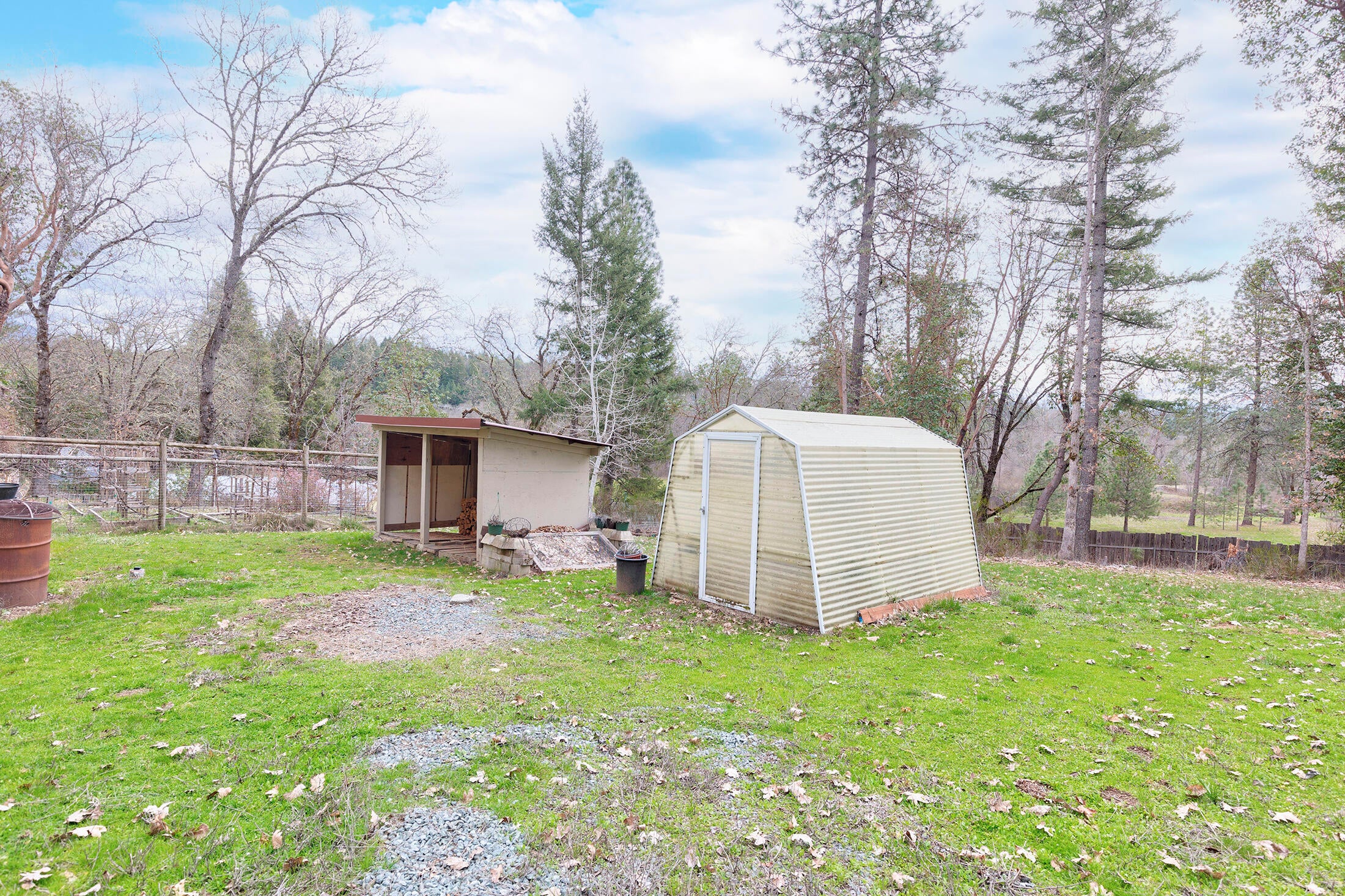1678 Russell Road Merlin, OR 97532 - Photo 52 of 65 0R1A2428_29_30_31_32