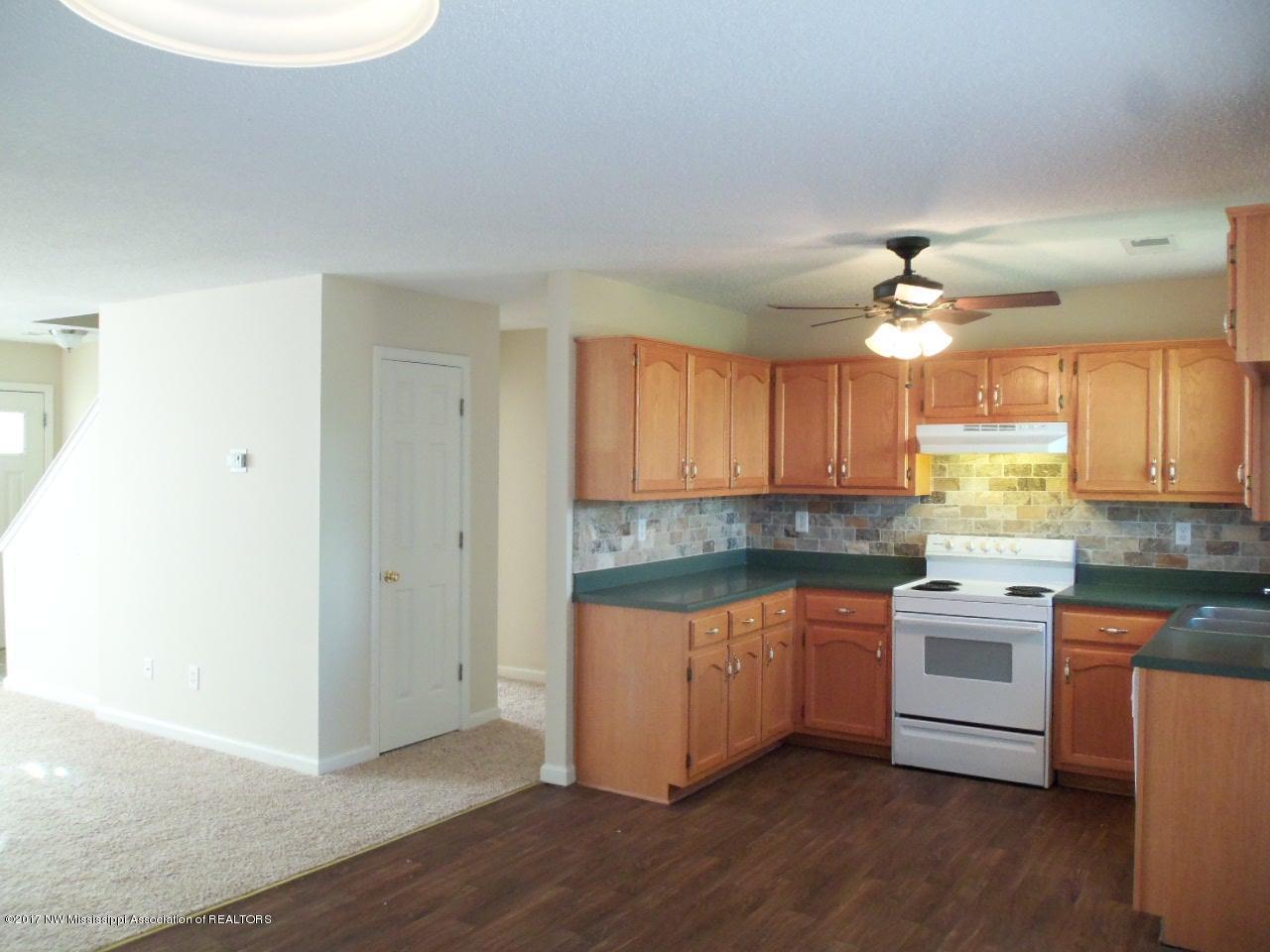 7322 Deerbrook Road Olive Branch, MS 38654 - Photo 11 of 32 12.1