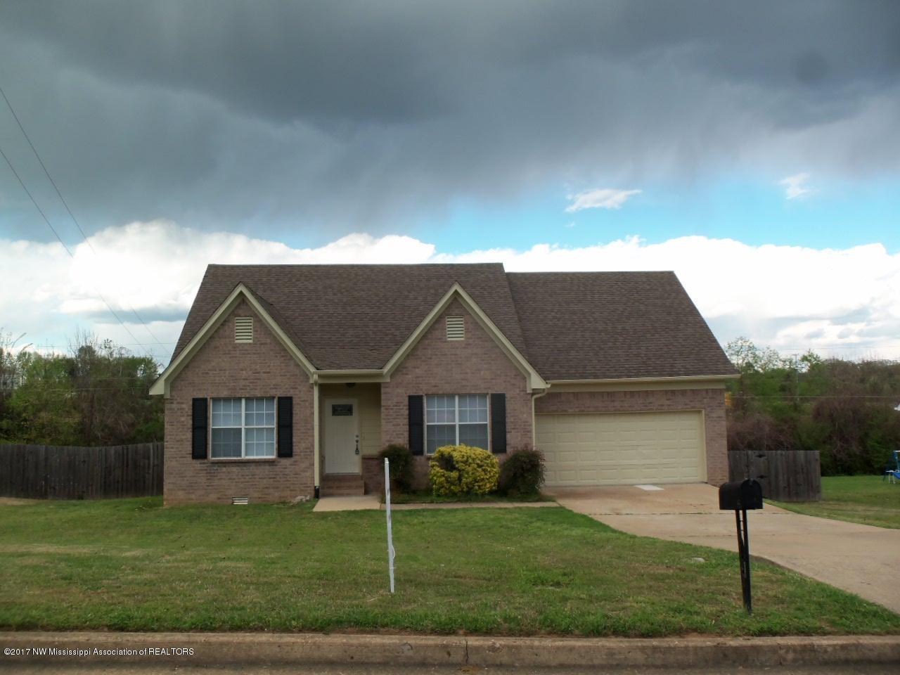 7322 Deerbrook Road Olive Branch, MS 38654 - Photo 4 of 32 6
