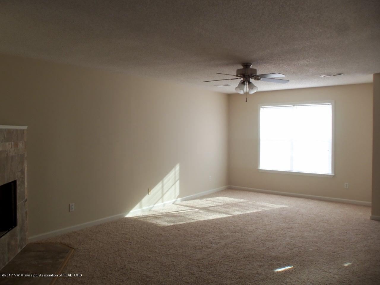 7322 Deerbrook Road Olive Branch, MS 38654 - Photo 9 of 32 17