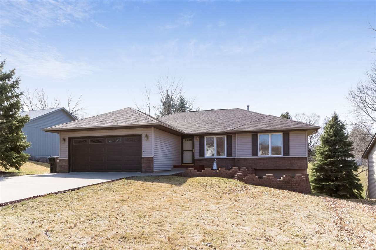 1844 Holiday Road Coralville, IA 52241 - Photo 25 of 27 Gallery Image 25