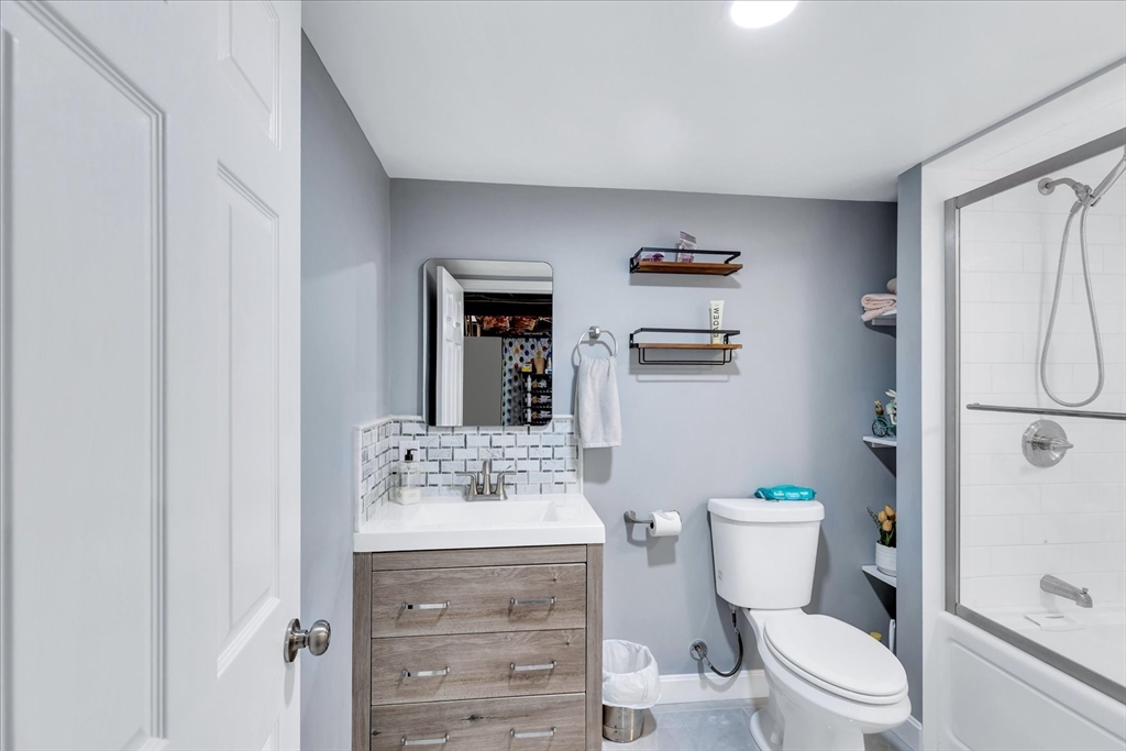 48 Bridgets Path Barnstable, MA 02632 - Photo 28 of 32 Gallery Image 28