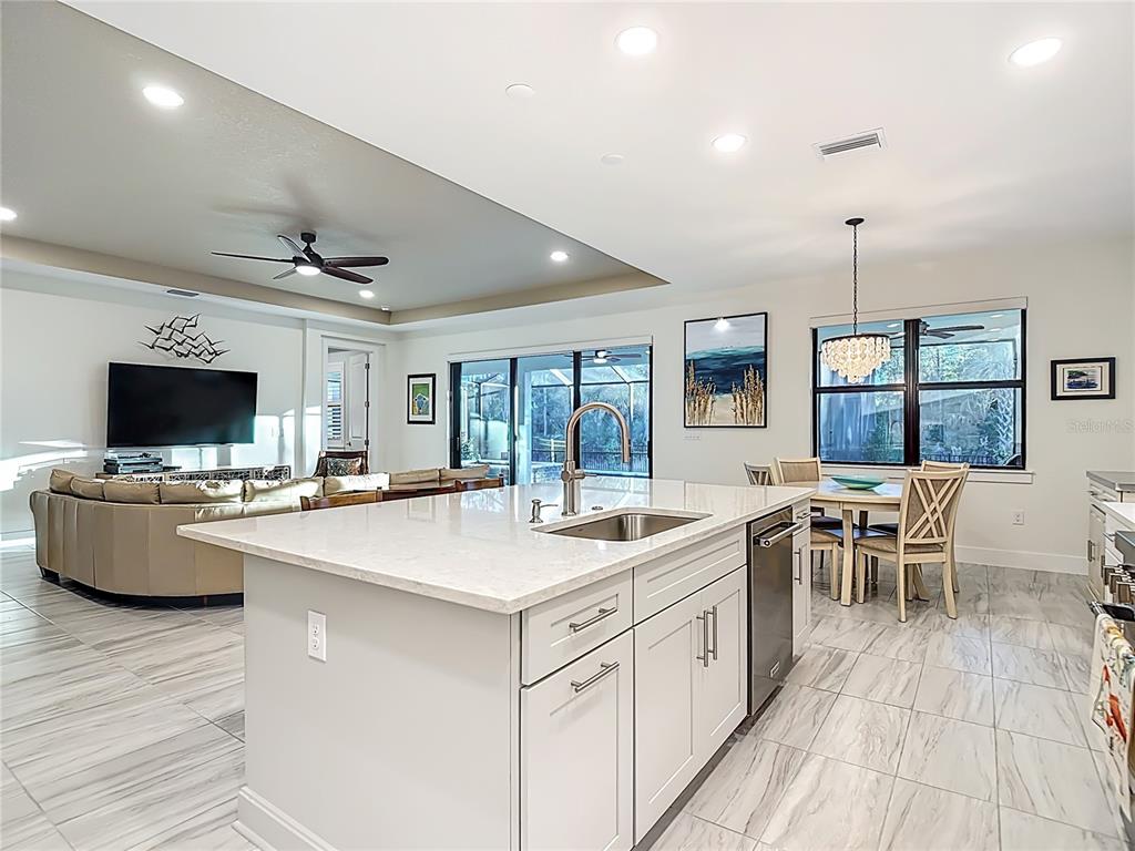 12745 Morning Mist Place Venice, FL 34293 - Photo 11 of 71