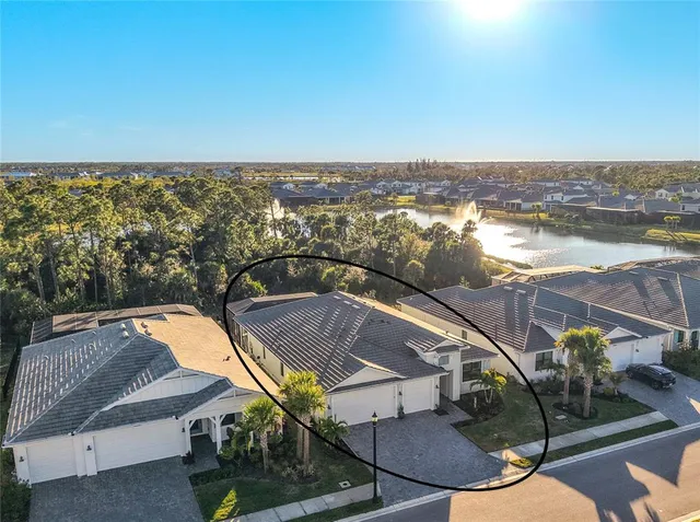 $825,000 | 12745 Morning Mist Place, Venice, FL 34293