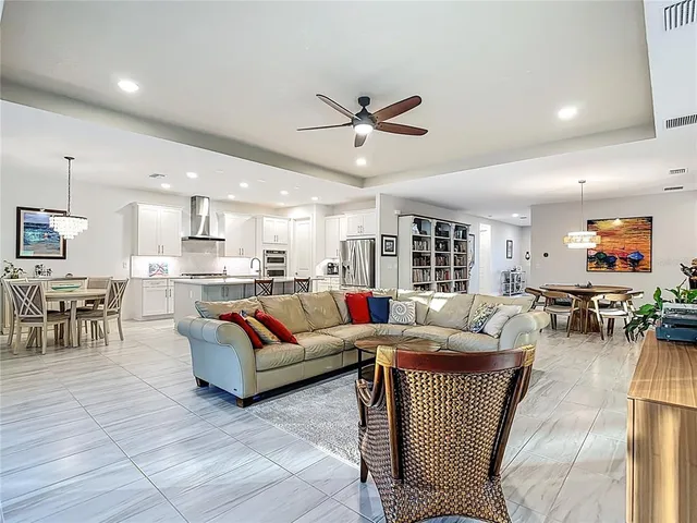 $825,000 | 12745 Morning Mist Place, Venice, FL 34293