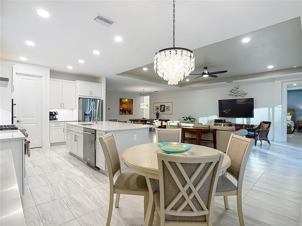 12745 Morning Mist Place Venice, FL 34293 - Photo 9 of 71