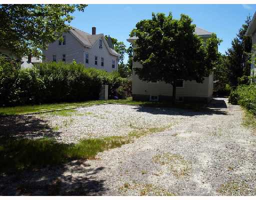 167 Rutherglen Avenue Providence, RI 02907 - Photo 4 of 7 Exterior Front.