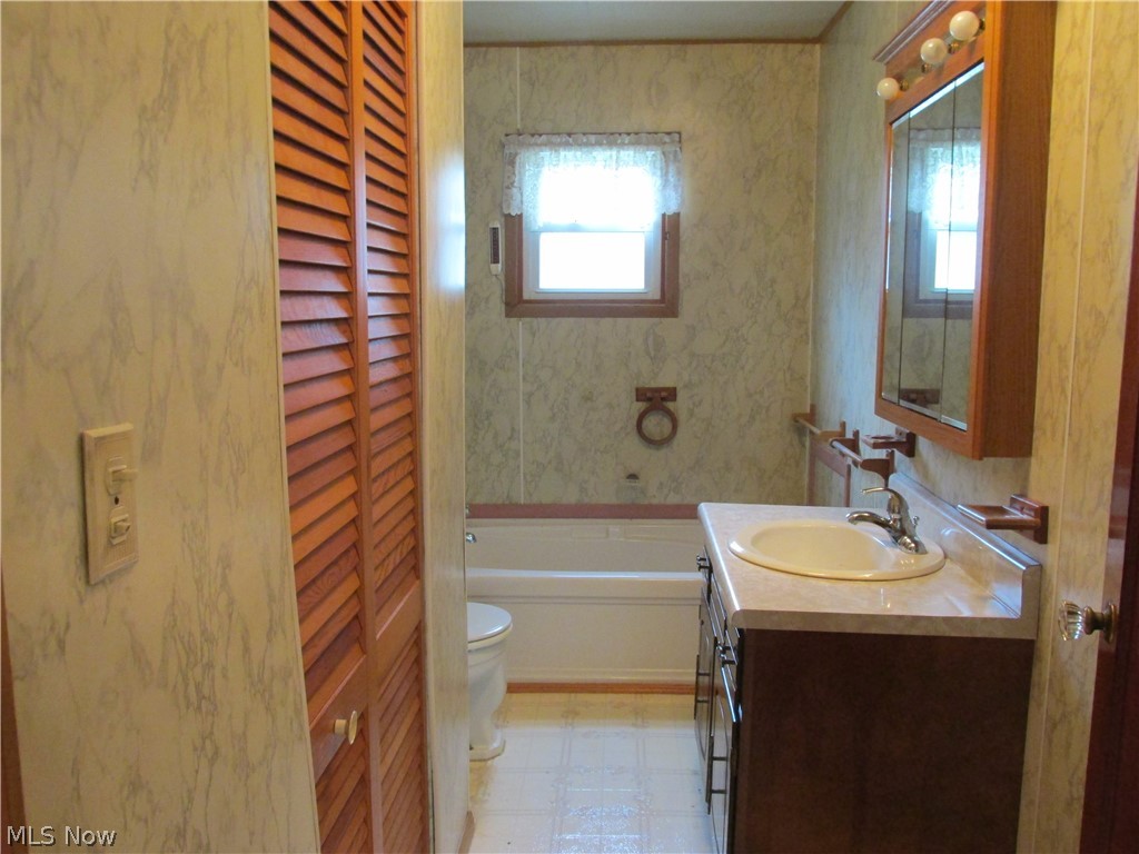 17 Co Rte 50/4 St. Marys, WV 26170 - Photo 8 of 13 Gallery Image 8