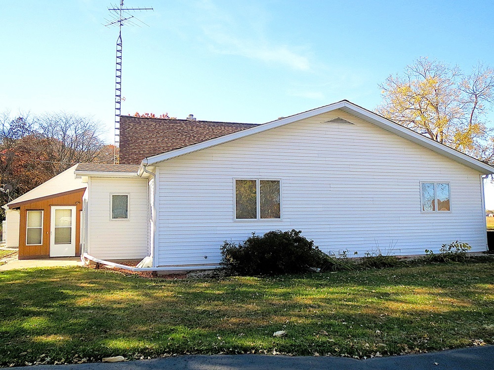 1027 Bluff Road Dixon, IL 61021 - Photo 46 of 48 a view of a house with a yard