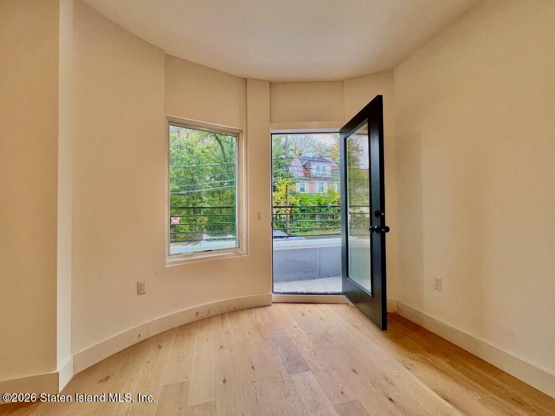 3865 Amboy Road, Unit 2A Staten Island, NY 10308 - Photo 15 of 38 balcony