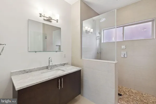$3,695 | 1130 North Front Street, Unit A, Philadelphia, PA 19123
