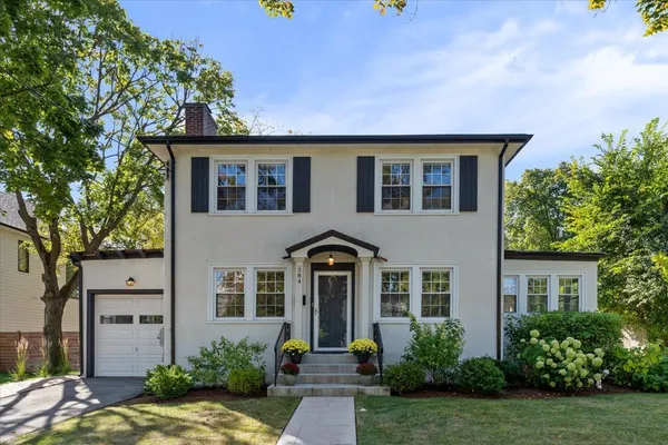 $899,900 | 384 Vine Avenue, Highland Park, IL 60035